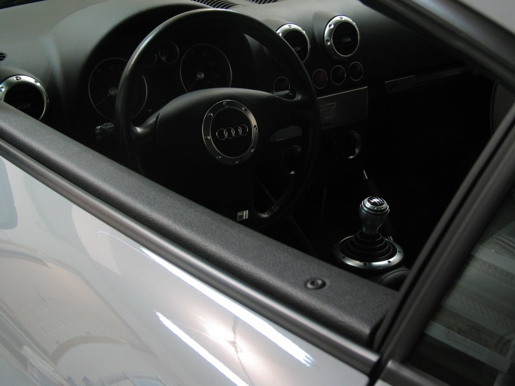 TT MK1 interior still looks good : Audi